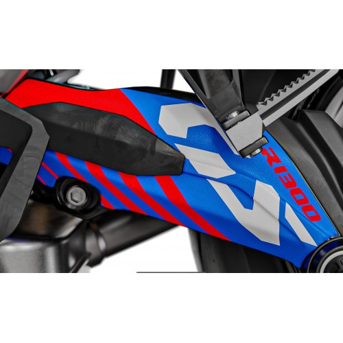 ADHESIVO  PROTECCIÓN CARDAN BMW GS 1300 AZUL/ROJO